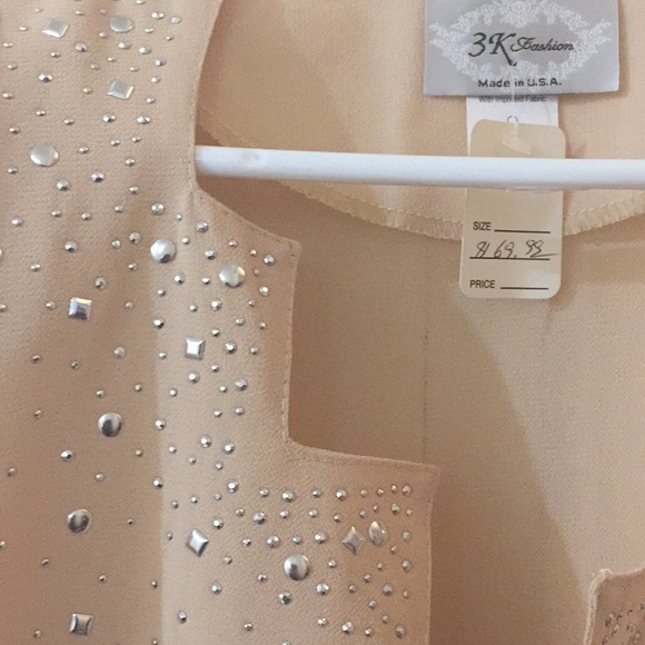 Creamy taupe 3pc woman’s suit. Brand New! 💖 - Picture 3 of 7